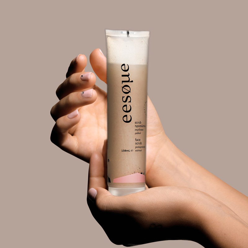 Face scrub with pomegranate extract