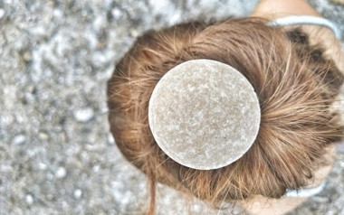 6 Reasons to Switch from a Shampoo Bottle to a Shampoo Bar