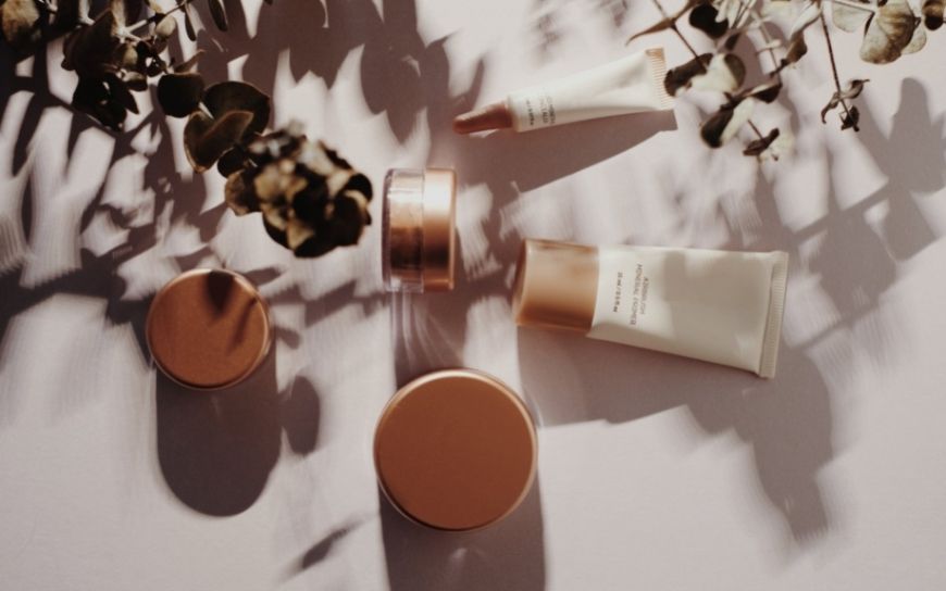Skin Care Products you Should be Using in your 20’s, 30’s, 40’s and 50’s