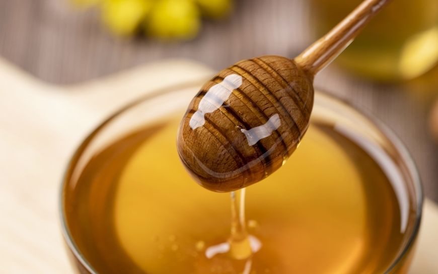 DIY Face Mask with Honey
