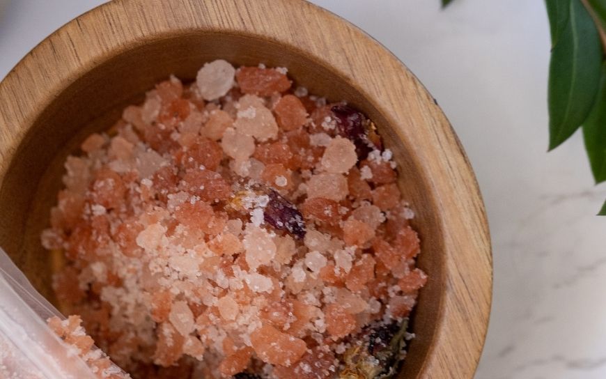 Exfoliate your feet Body scrub