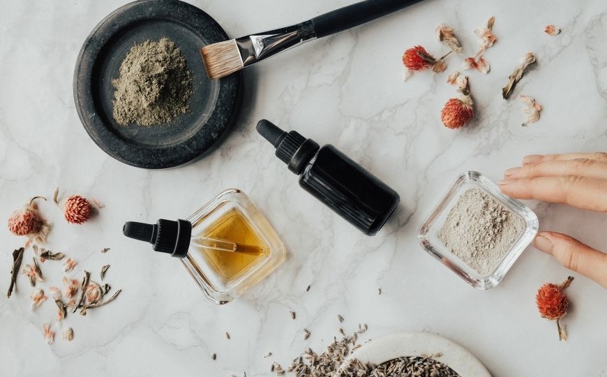 Ways to add jojoba oil to your beauty routine DIY Beaury ingredients flatlay