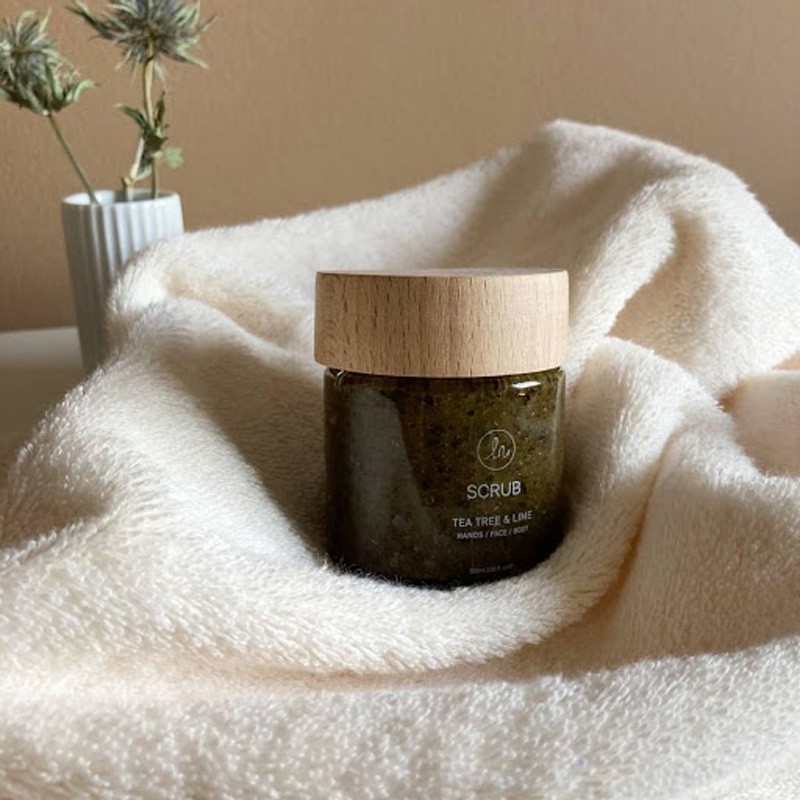 ln_handmade_soaps_tea_tree_and_lime_scrub